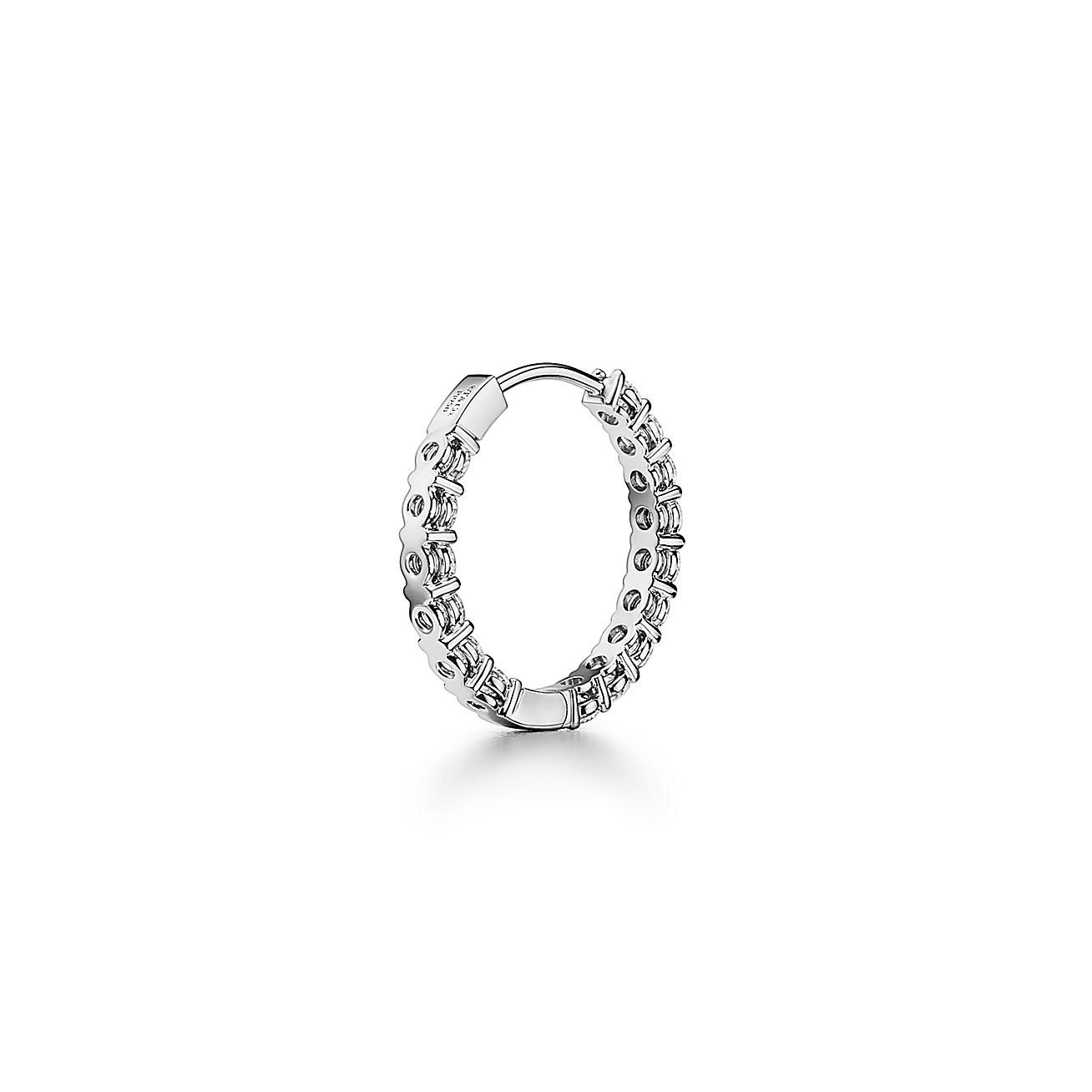 フープ ピアス（ミディアム）ダイヤモンド プラチナ | Tiffany & Co