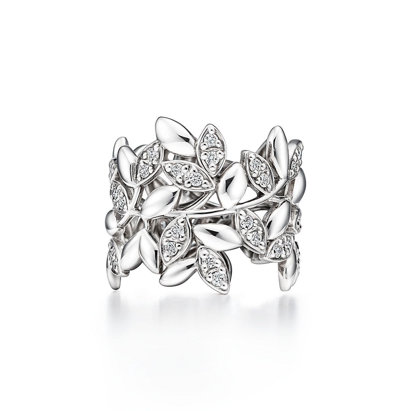 パロマ・ピカソ™ オリーブ リーフ バンドリング ダイヤモンド ホワイトゴールド | Tiffany & Co.
