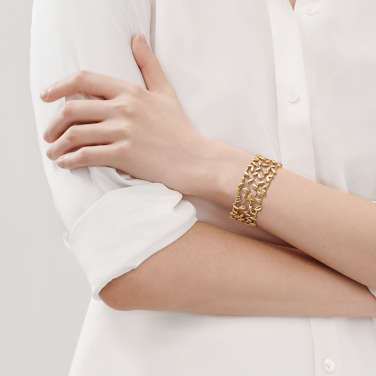 パロマ・ピカソ オリーブ リーフ カフ（ミディアム）18Kゴールド  