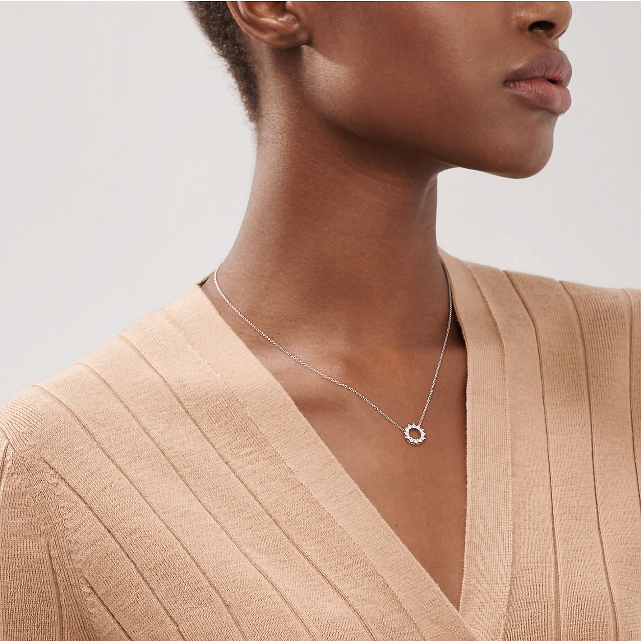 オープン サークル ペンダント（ミニ）ダイヤモンド プラチナ  