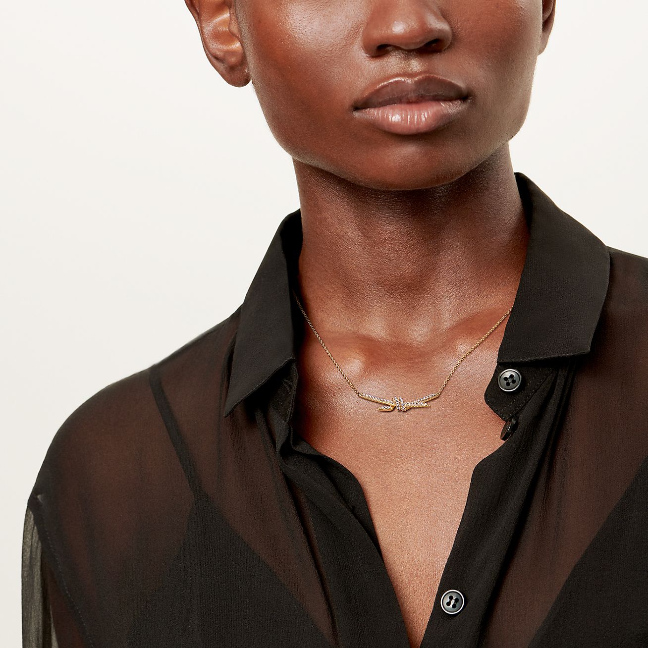 ティファニー ノット ペンダント ダイヤモンド イエローゴールド  