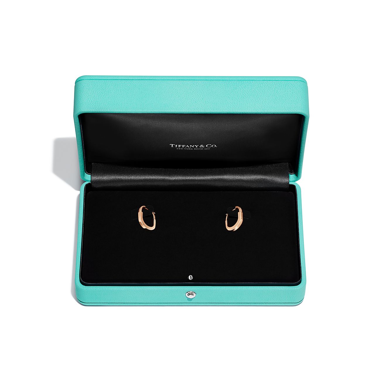 国内発すぐ届く◇Tiffany&Co.ティファニーロック スモールピアス 国内発すぐ届く☆Tiffany&Co.ティファニーロック スモールピアス