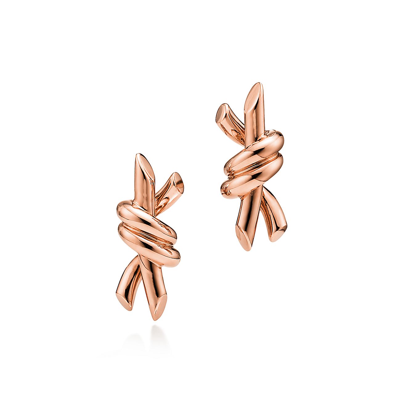 ティファニー ノット ピアス ローズゴールド（スモール） | Tiffany & Co