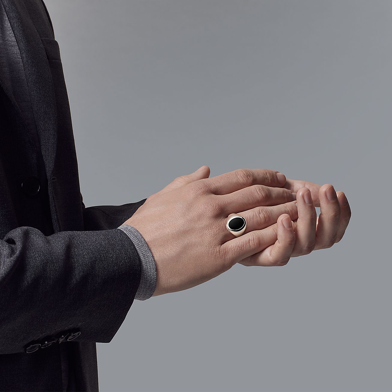 Anello Con Sigillo In Argento Con Onice Nero Tiffany Co