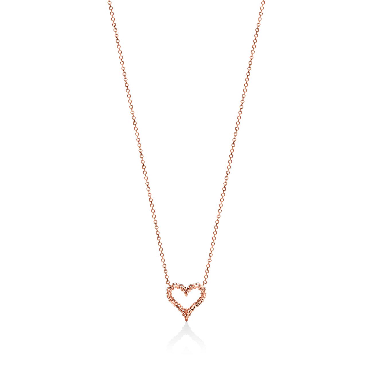 posterior Boda sistema Diamond heart pendant in 18k rose gold, mini. | Tiffany & Co.