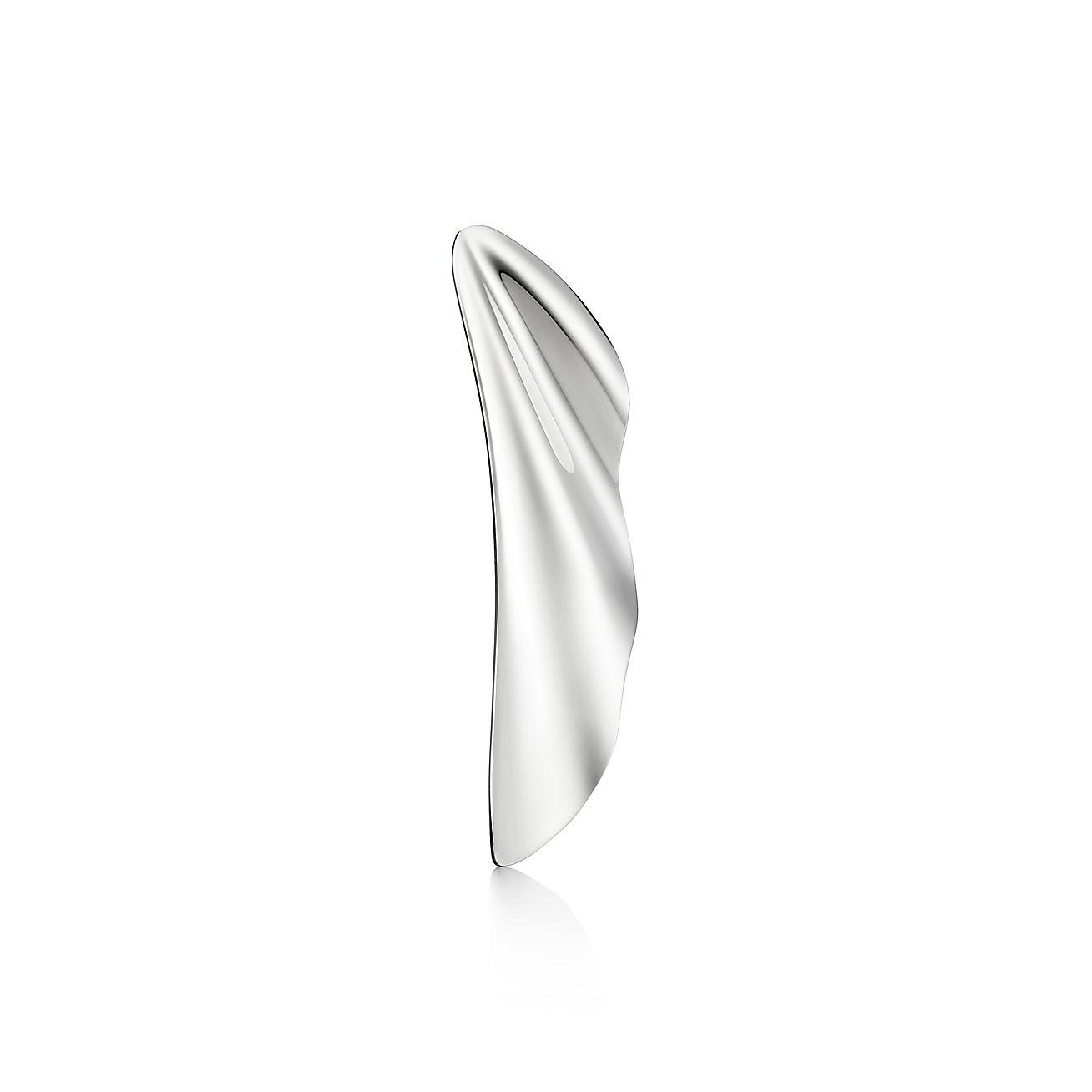 Elsa Peretti® High Tide earrings in sterling silver, small. - Alternate shot 1