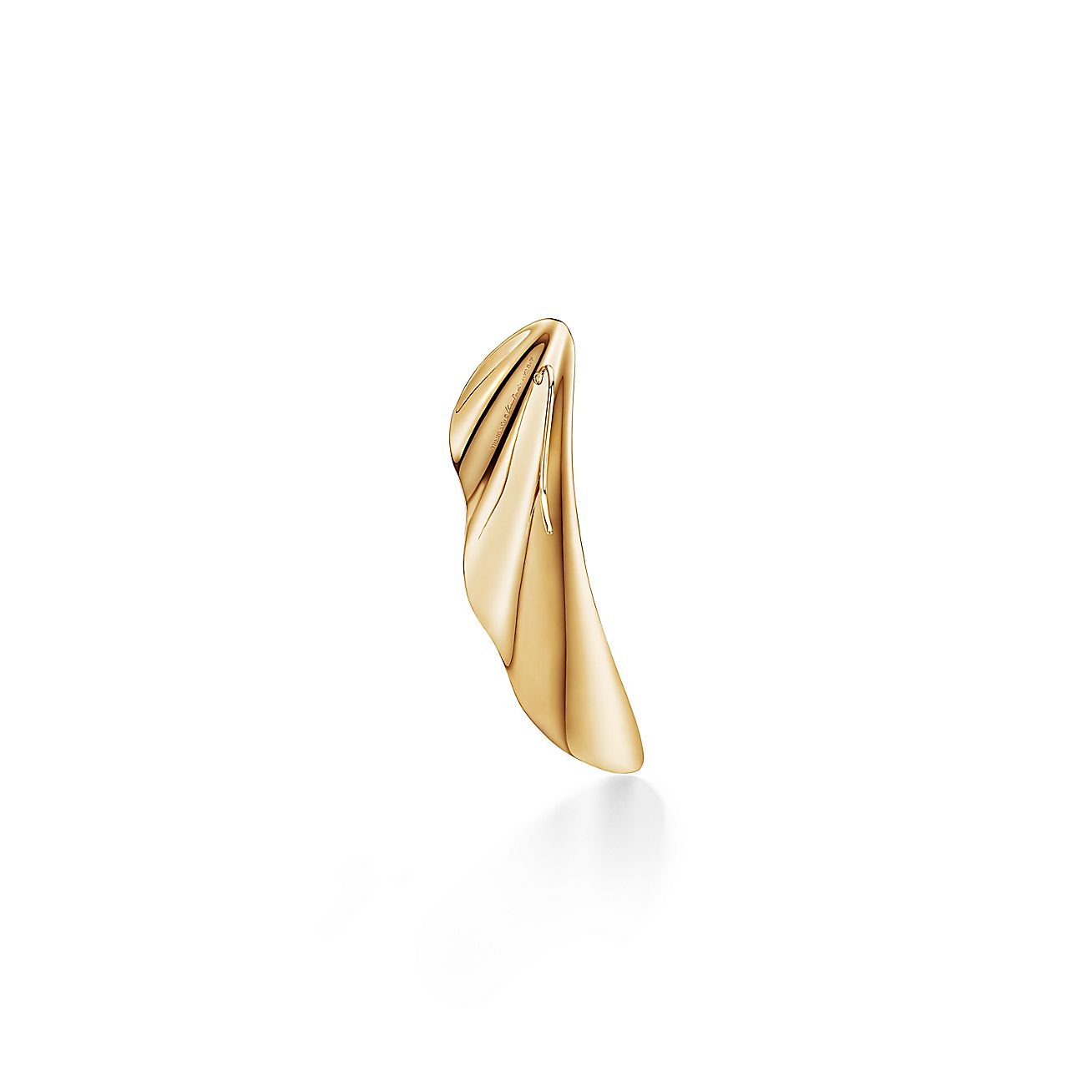Elsa Peretti® High Tide earrings in 18k gold, small. - Alternate shot 1 - Alternate shot 2