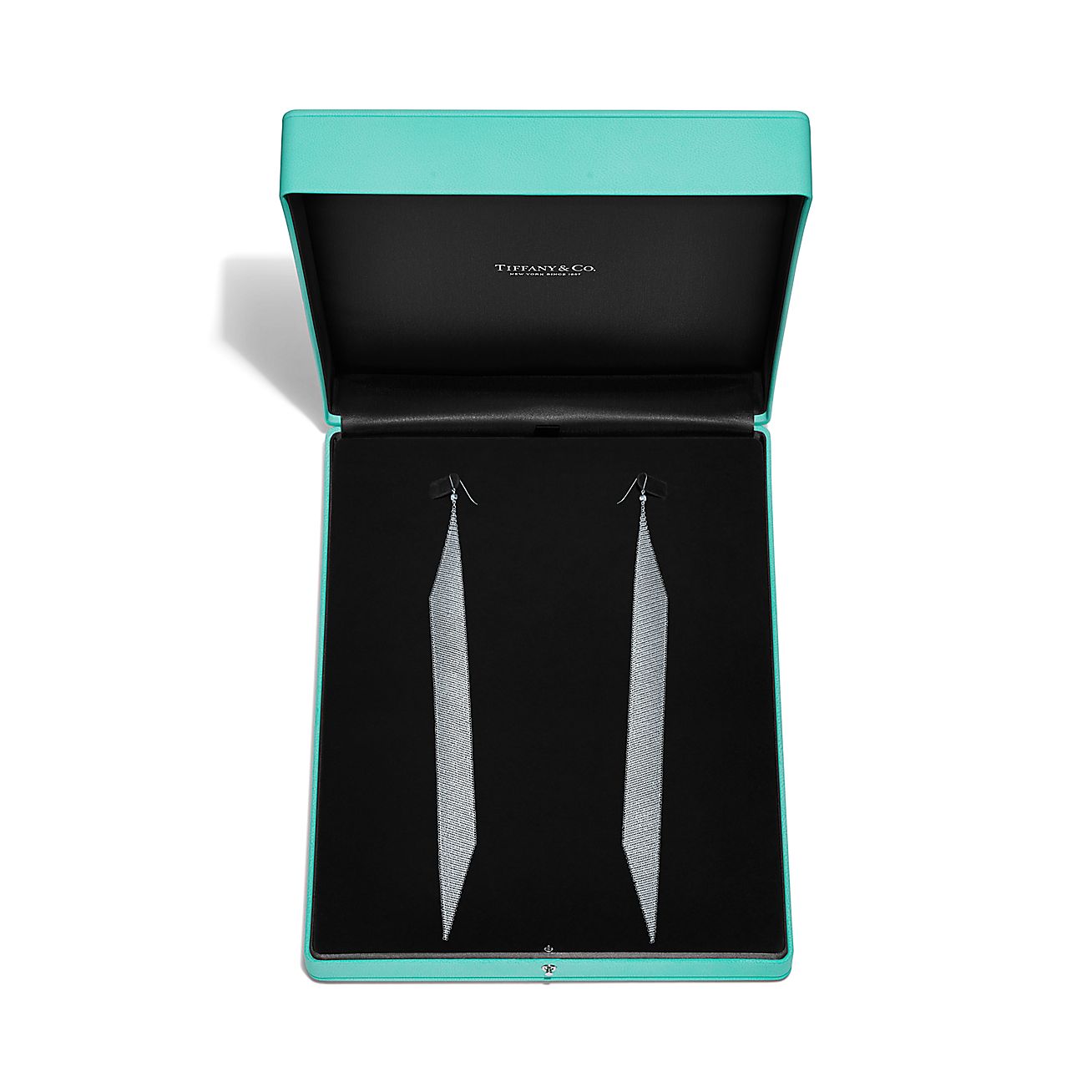 Elsa Peretti® Mesh Earrings in Sterling Silver with Diamonds - Alternate shot 1 - Alternate shot 2 - Alternate shot 3