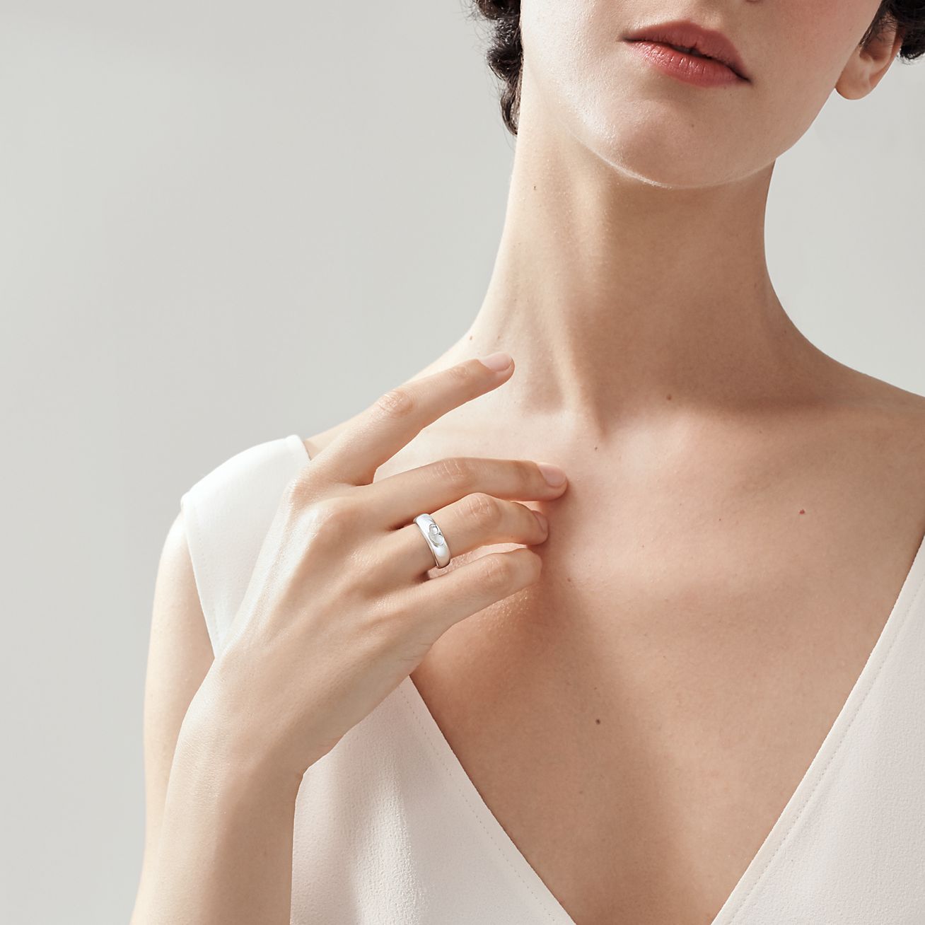 Elsa Peretti® Carved Heart ring in 
