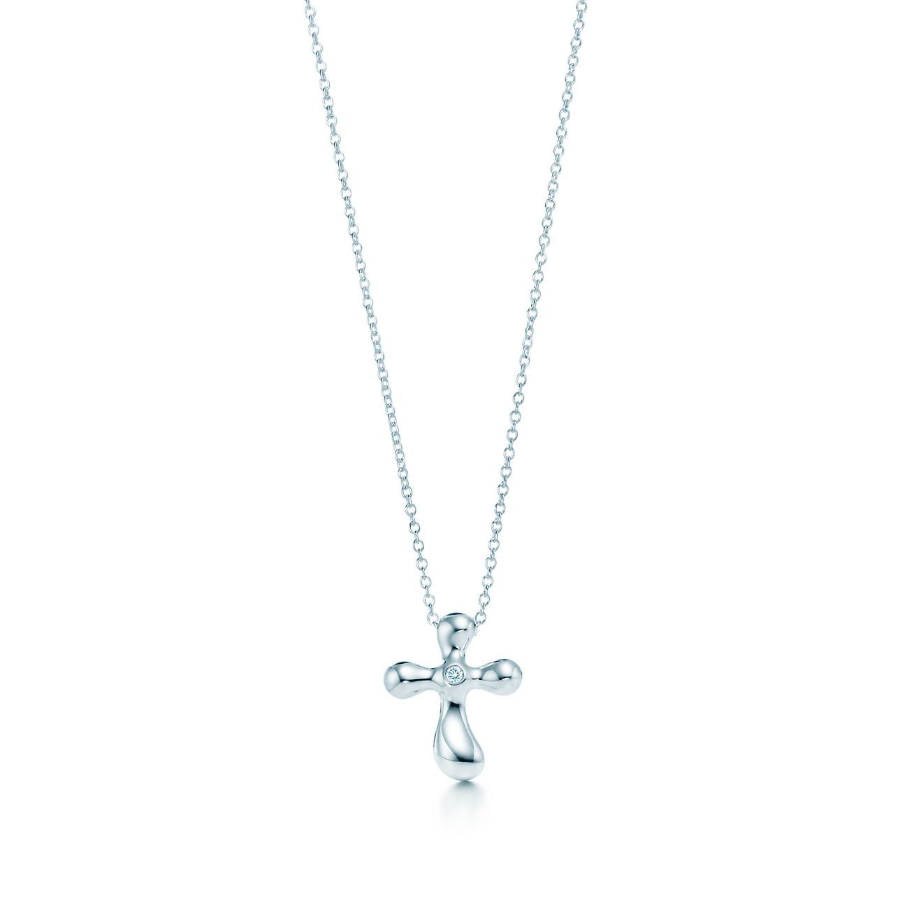 Elsa Peretti® Cross pendant. Diamonds 