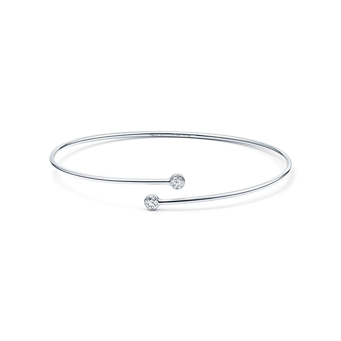 Elsa Peretti® Diamond Hoop single-row bangle in platinum with