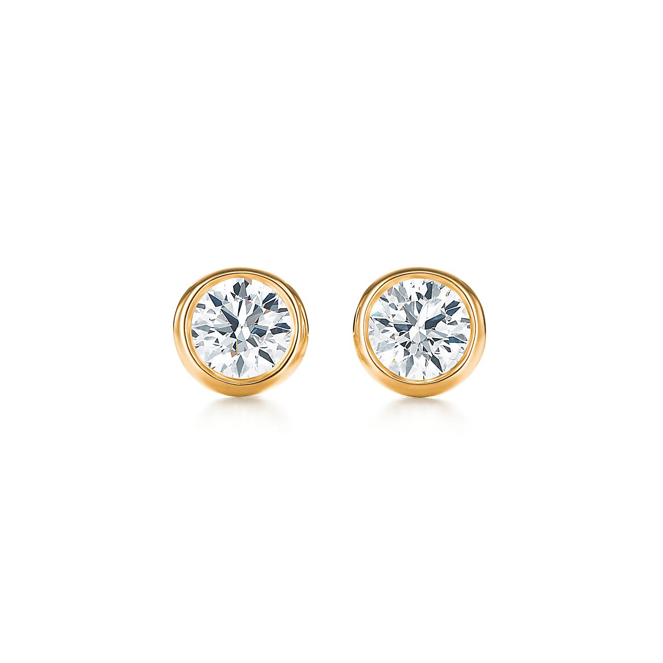 White Gold Round Diamond Stud Earring