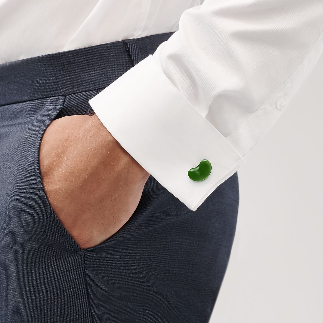 Elsa Peretti® Bean® design Cuff Links in Yellow Gold with Green Jade, 20 mm - Alternate shot 1 - Modal shot 1