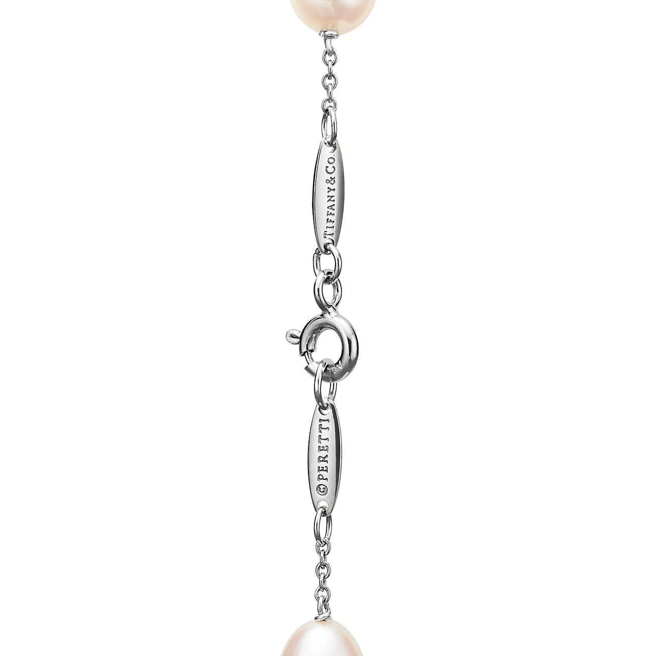 Elsa Peretti® Pearls by the Yard™ bracelet in sterling silver. - Alternate shot 1 - Alternate shot 2