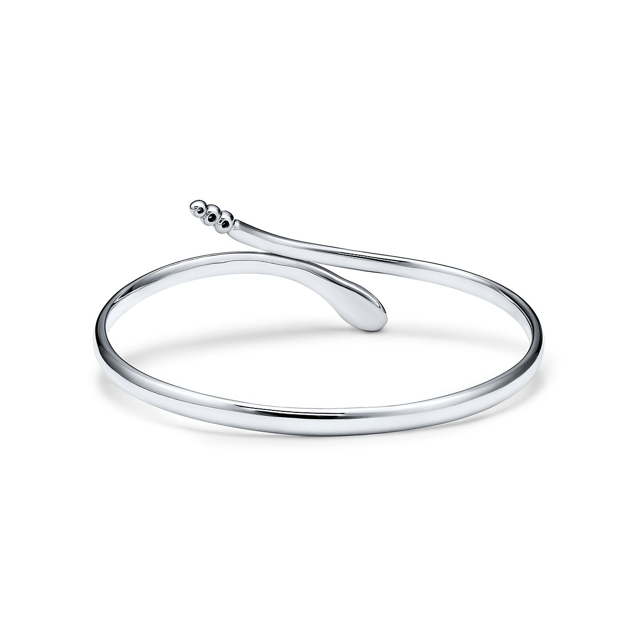 Elsa Peretti™ Snake Bangle in Platinum with Diamonds | Tiffany