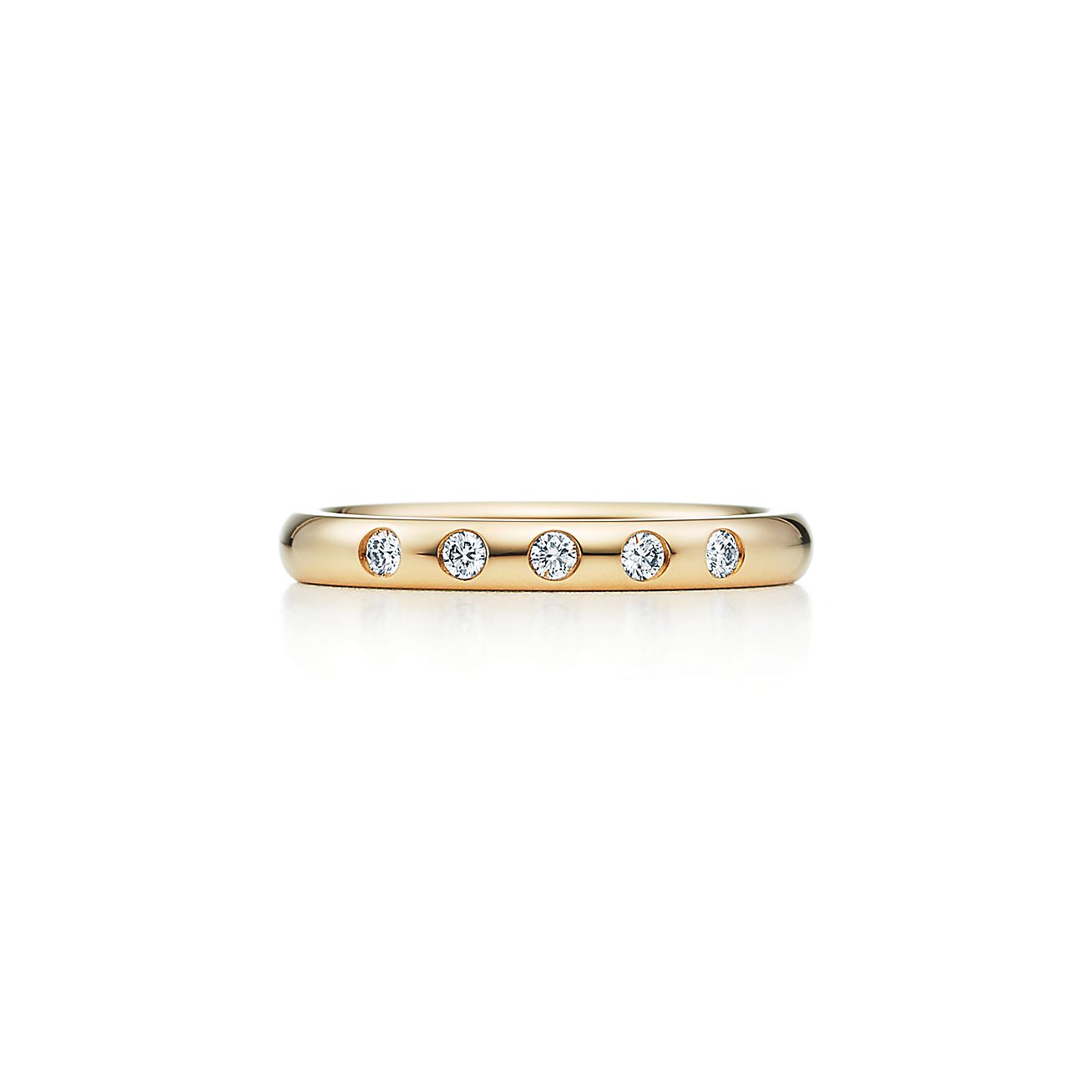 Aantrekkingskracht per ongeluk Sanctie Elsa Peretti® stacking band ring in 18k gold with diamonds. | Tiffany & Co.