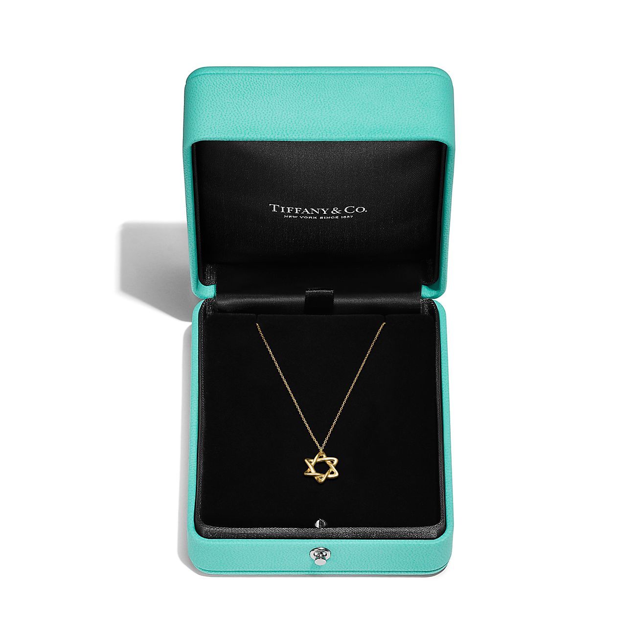 Elsa Peretti™ Star of David pendant in 18k gold, 12 mm wide