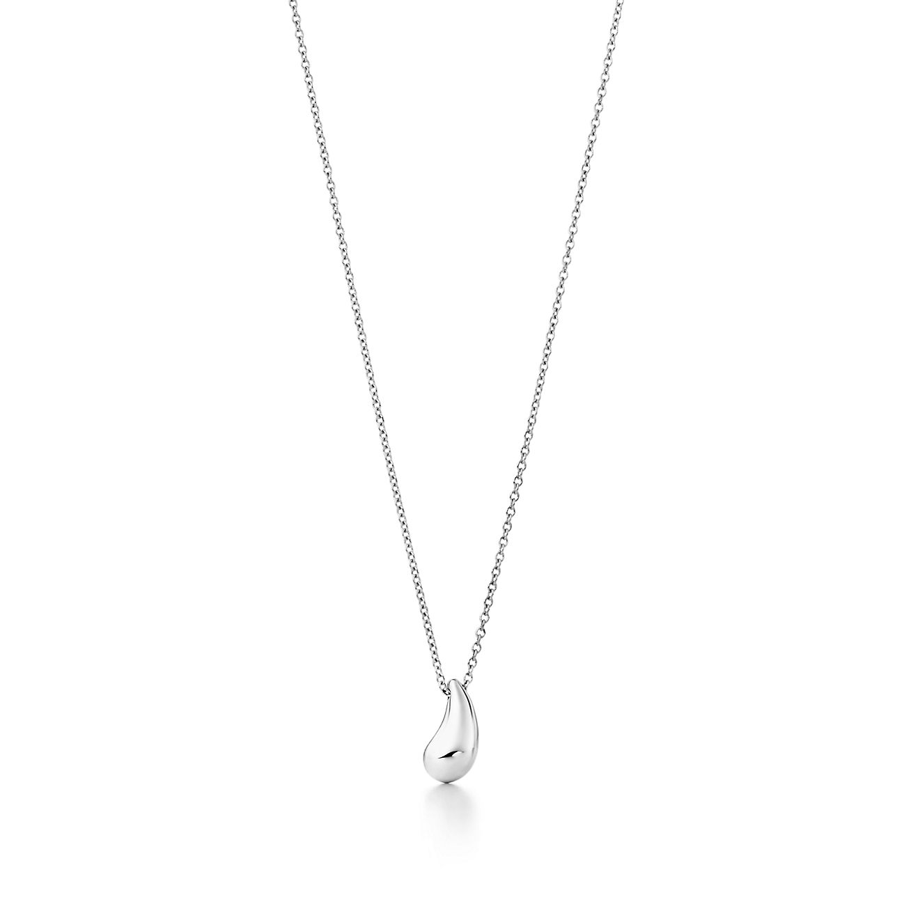 Elsa Peretti® Teardrop pendant in sterling silver. Tiffany & Co. US