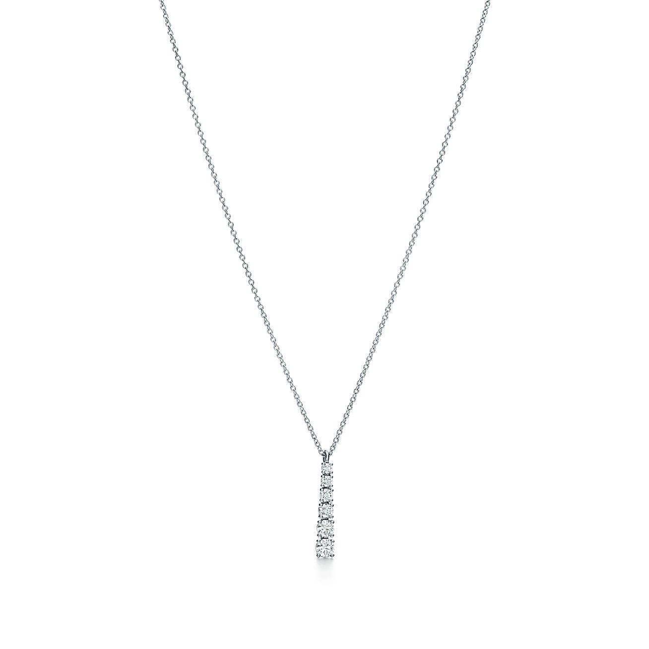 Graduated drop pendant in platinum with diamonds. Tiffany & Co.