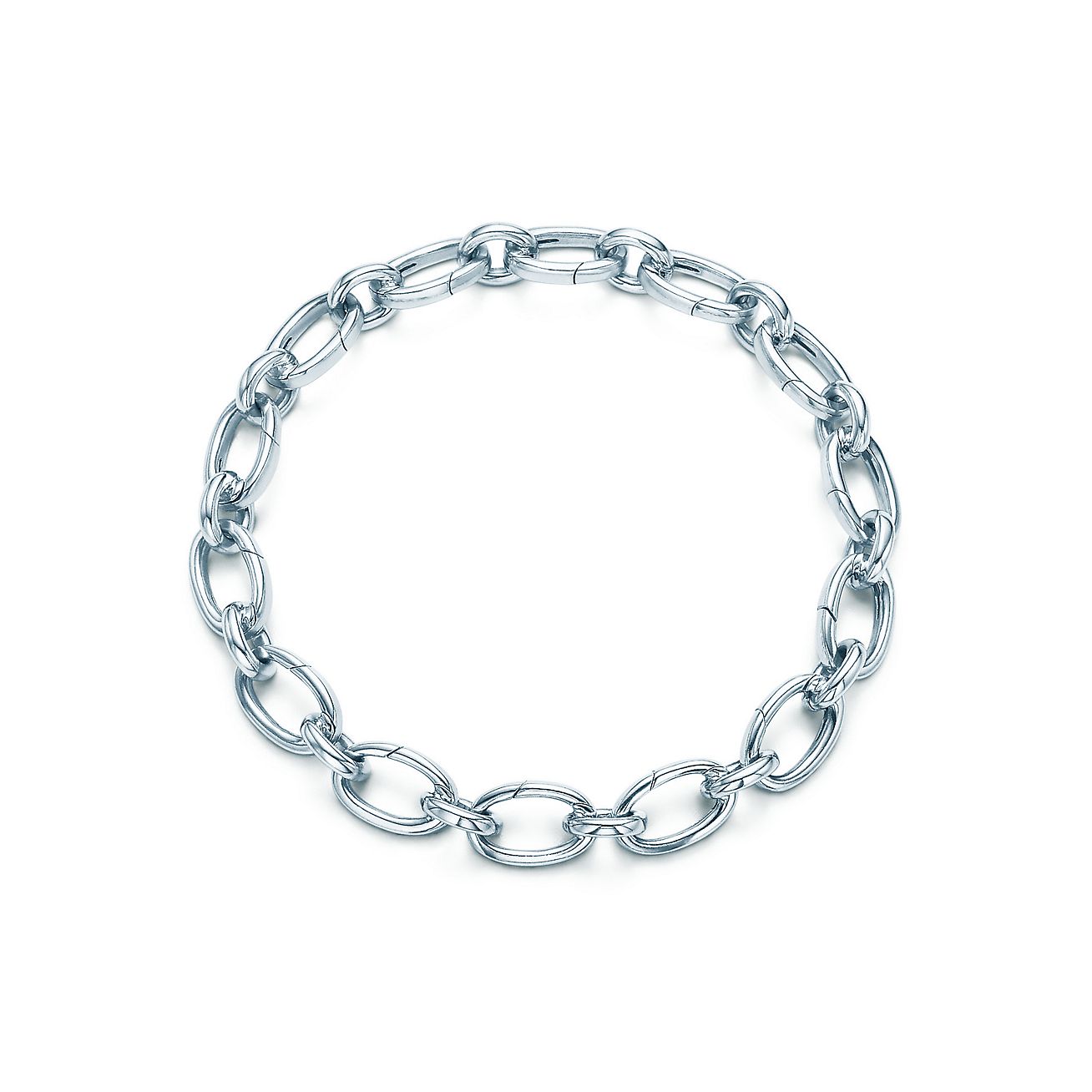 Oval Clasping Link Bracelet in Sterling Silver, Medium