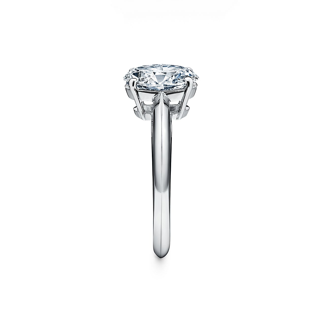 tiffany oval solitaire
