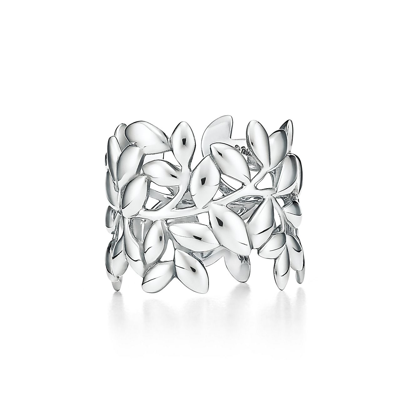 gewoontjes straffen huis Paloma Picasso® Olive Leaf Band Ring in Silver | Tiffany & Co.