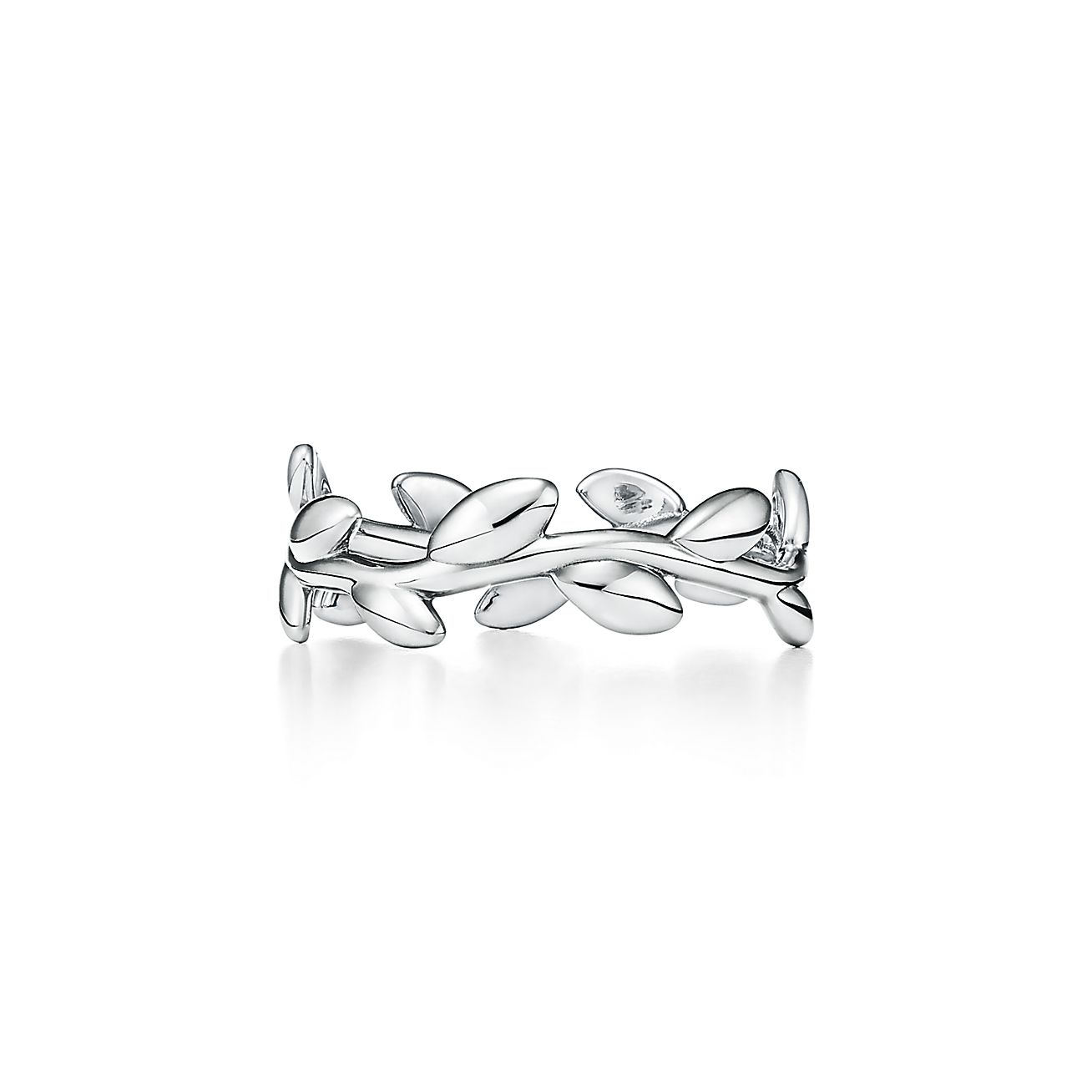Mangel Emigreren flexibel Paloma Picasso® Olive Leaf Band Ring in Silver, Narrow | Tiffany & Co.