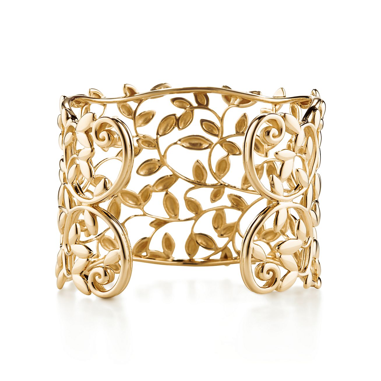 Paloma Picasso® Olive Leaf cuff in 18k gold, medium.