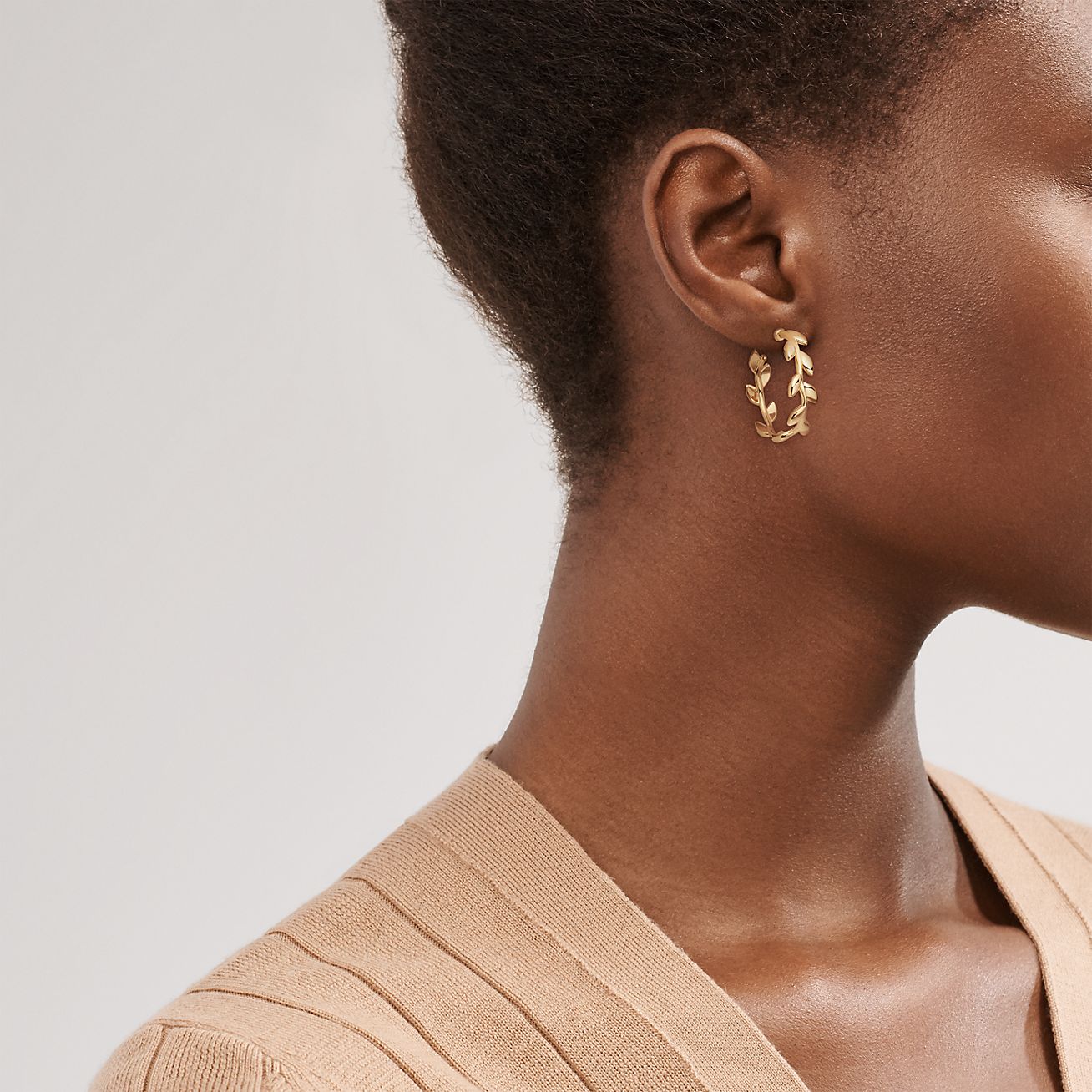 Asprey oak leaf hot sale hoop earrings