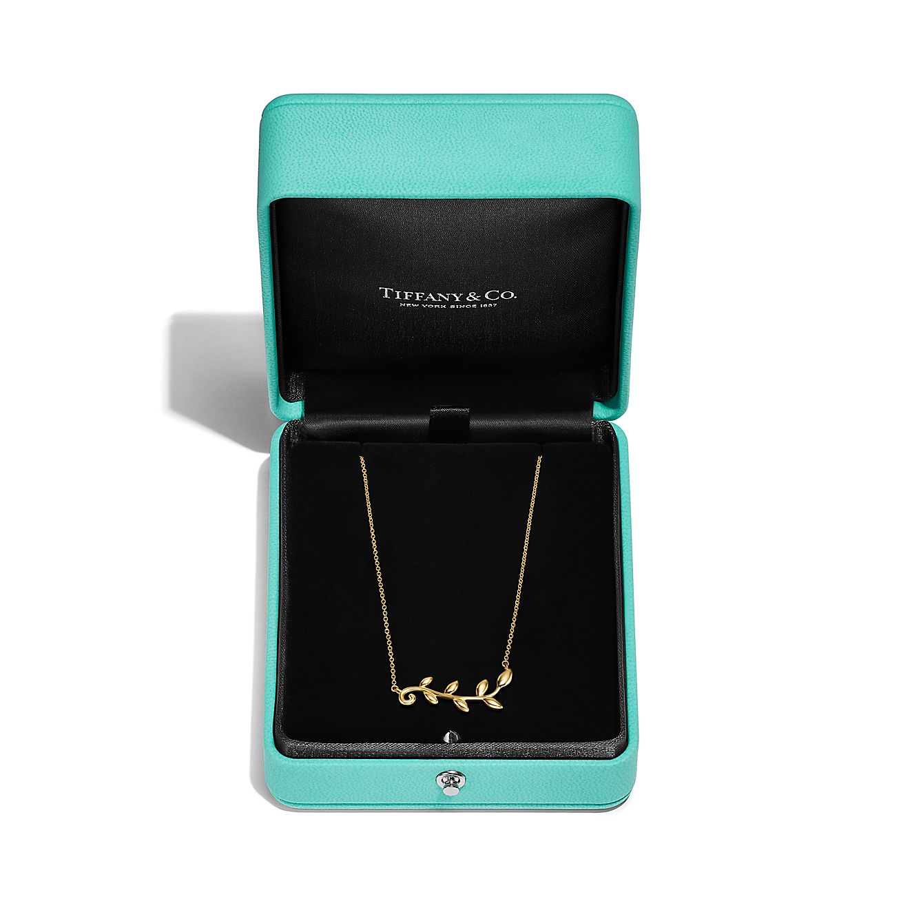 Tiffany＆Co.★Olive Leaf Vine Pendant Paloma Picasso® Olive Leaf vine pendant in 18k gold