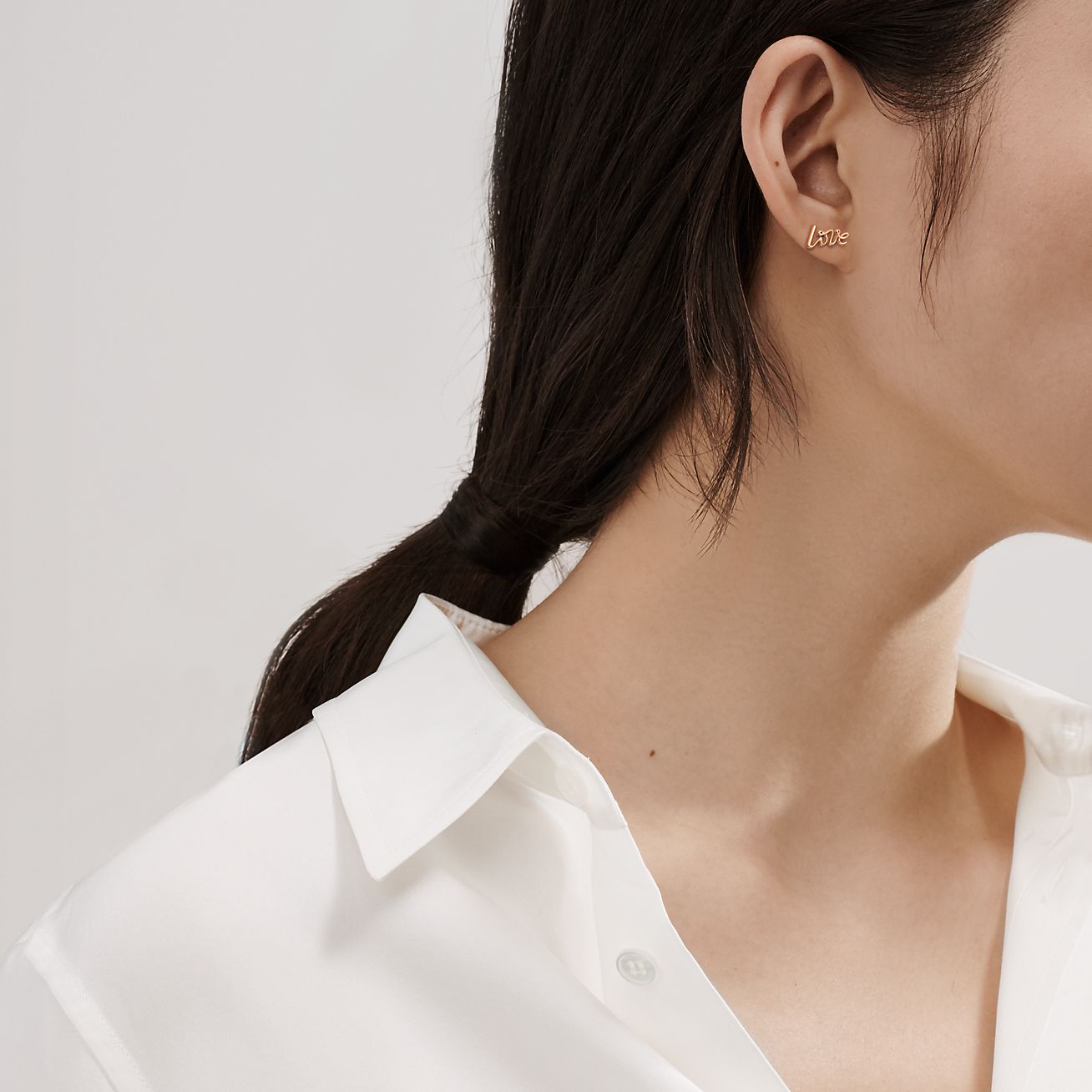 Paloma's Graffiti love single earring 
