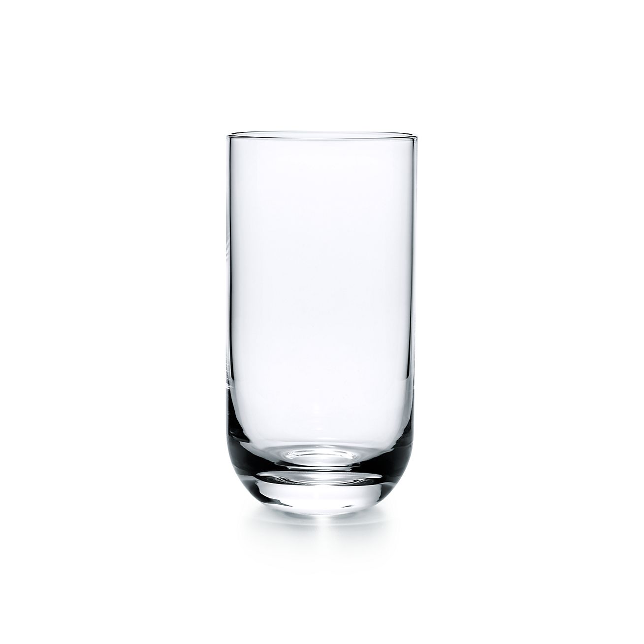 Refresher set individual glass in mouth 