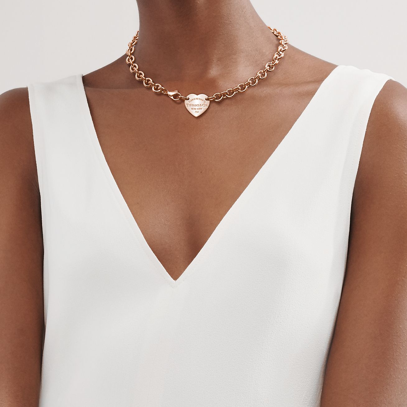 heart tag choker in 18k rose gold 