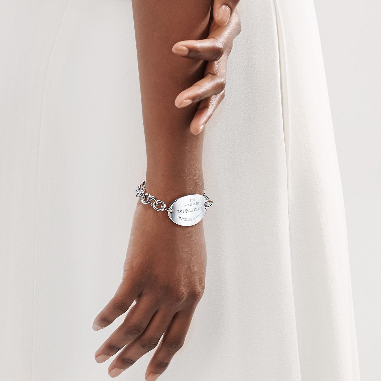 to Tiffany® ultra oval tag bracelet 