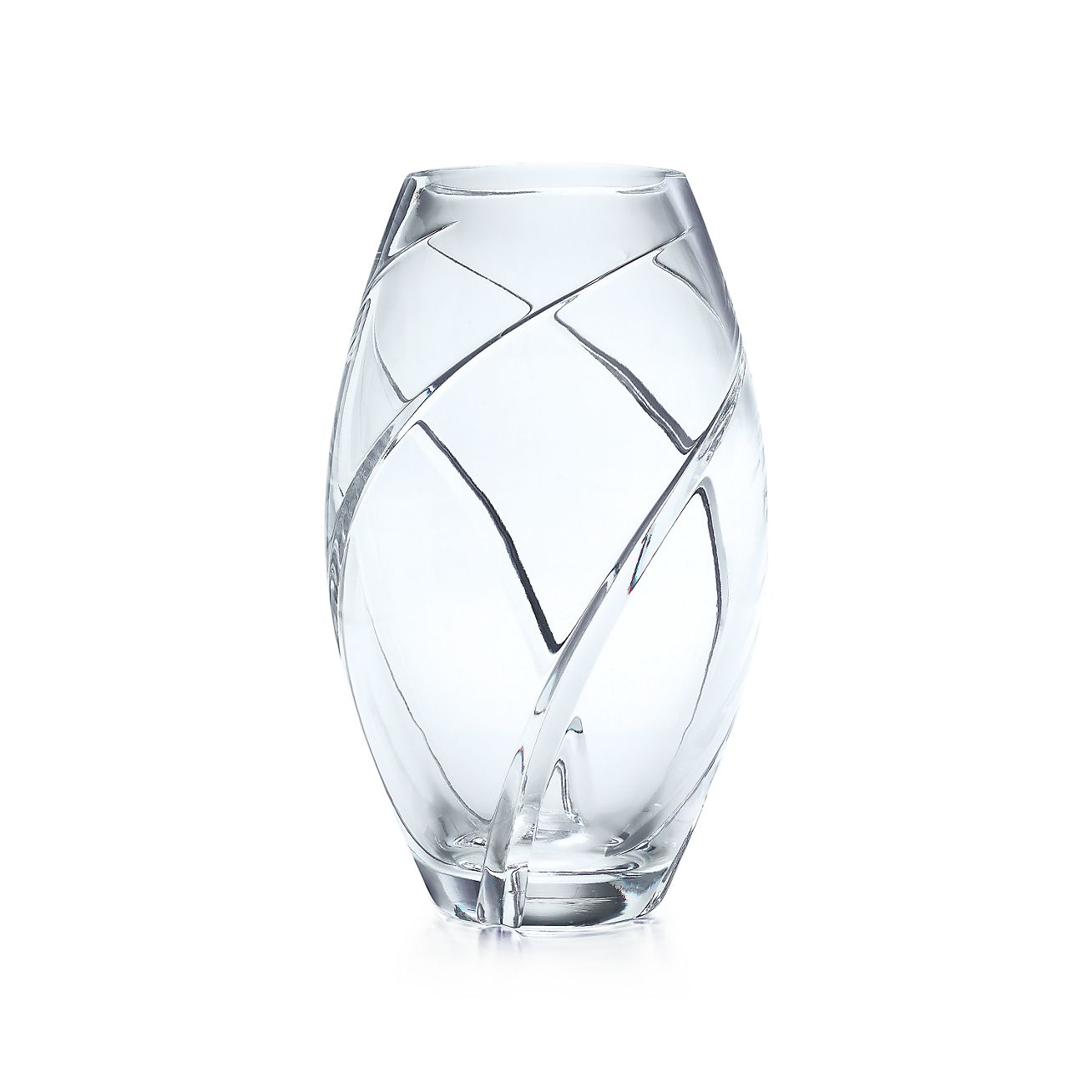 Swirlcut elliptical vase in handcut crystal. Tiffany & Co.