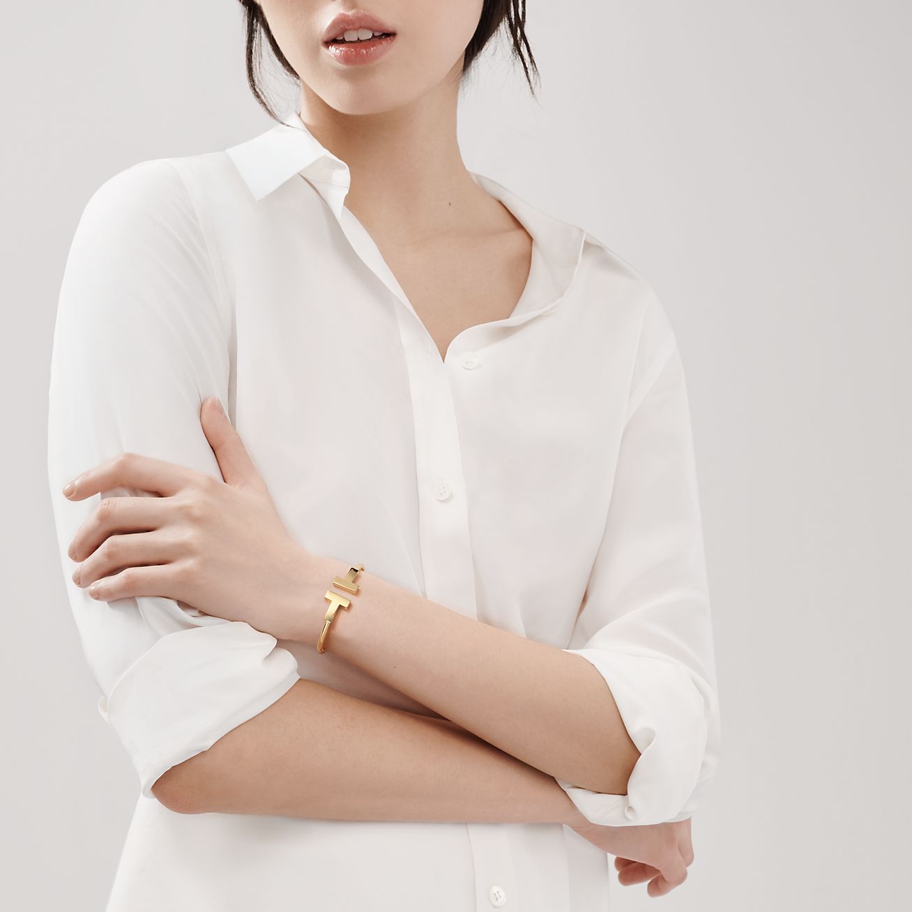 ティファニー T ナロー ワイヤー ブレスレット 18K イエローゴールド 