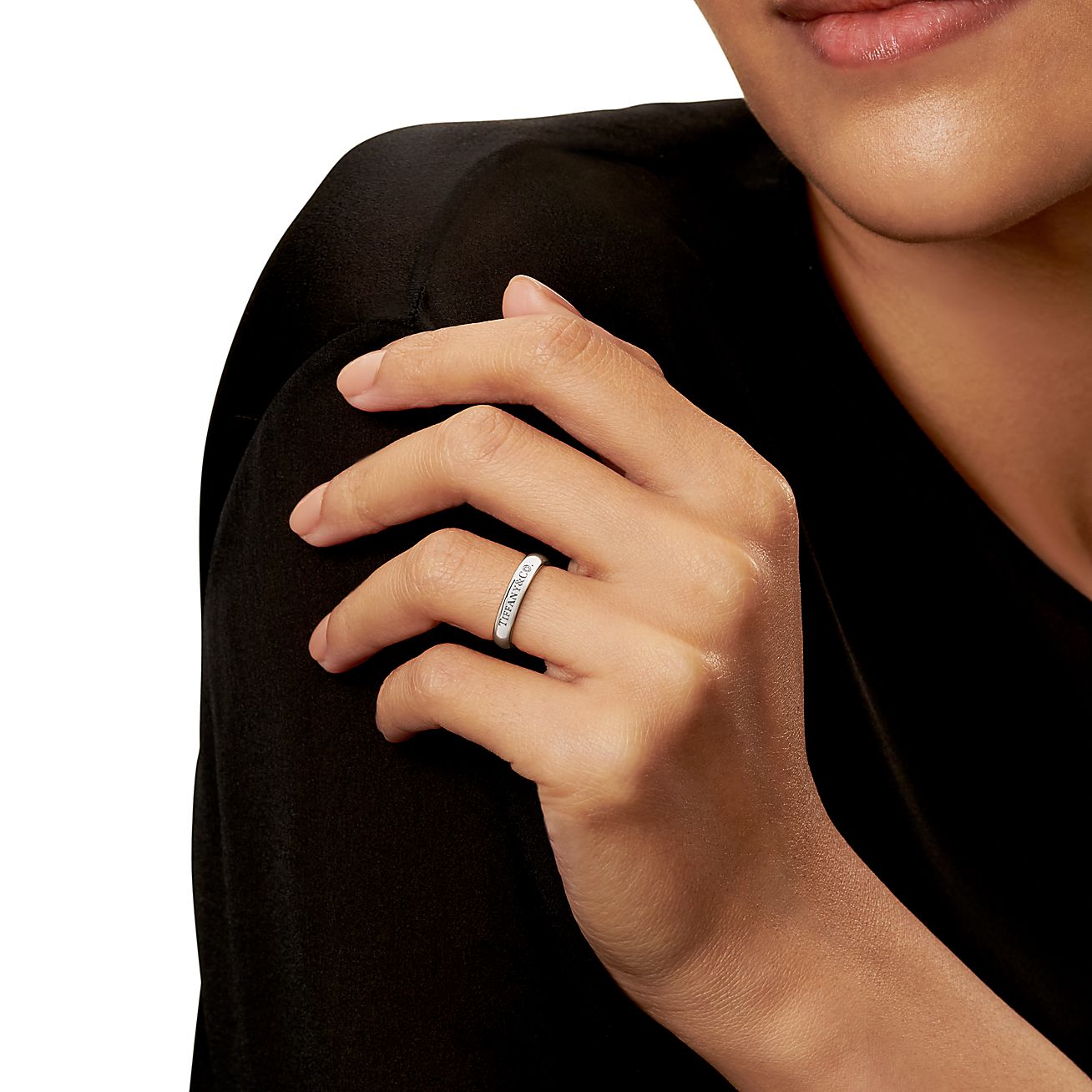 T&CO.® バンド リング ダイヤモンド プラチナ | Tiffany & Co