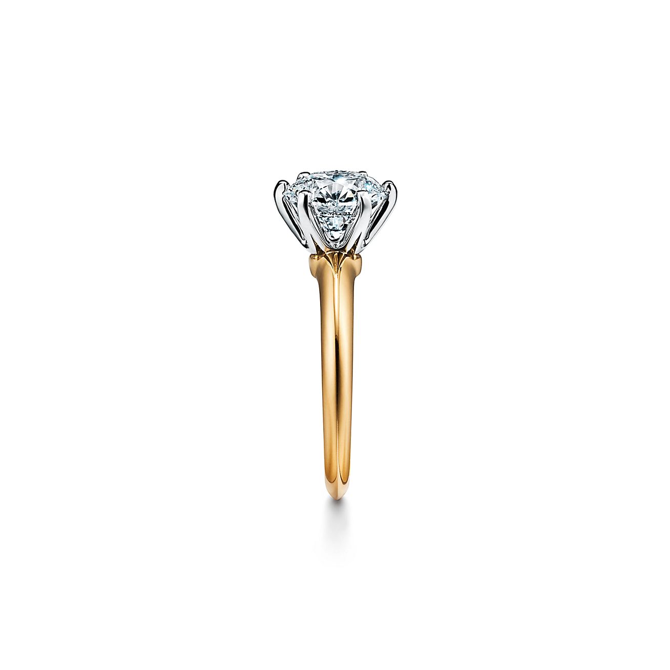 The Tiffany® Setting in 18k yellow gold 