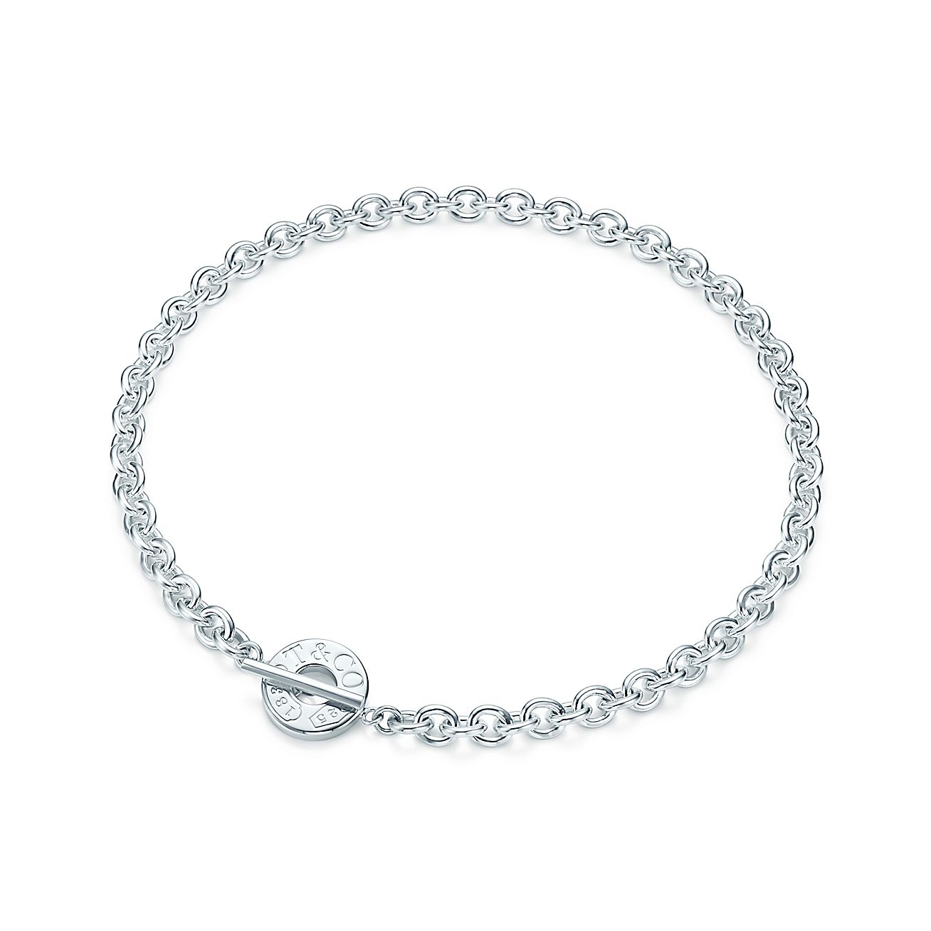 Tiffany 1837™ toggle necklace in sterling silver. | Tiffany & Co.