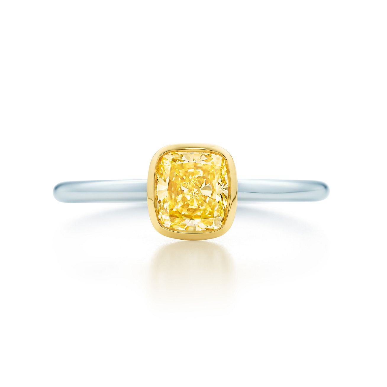 Tiffany Bezet yellow diamond ring in 