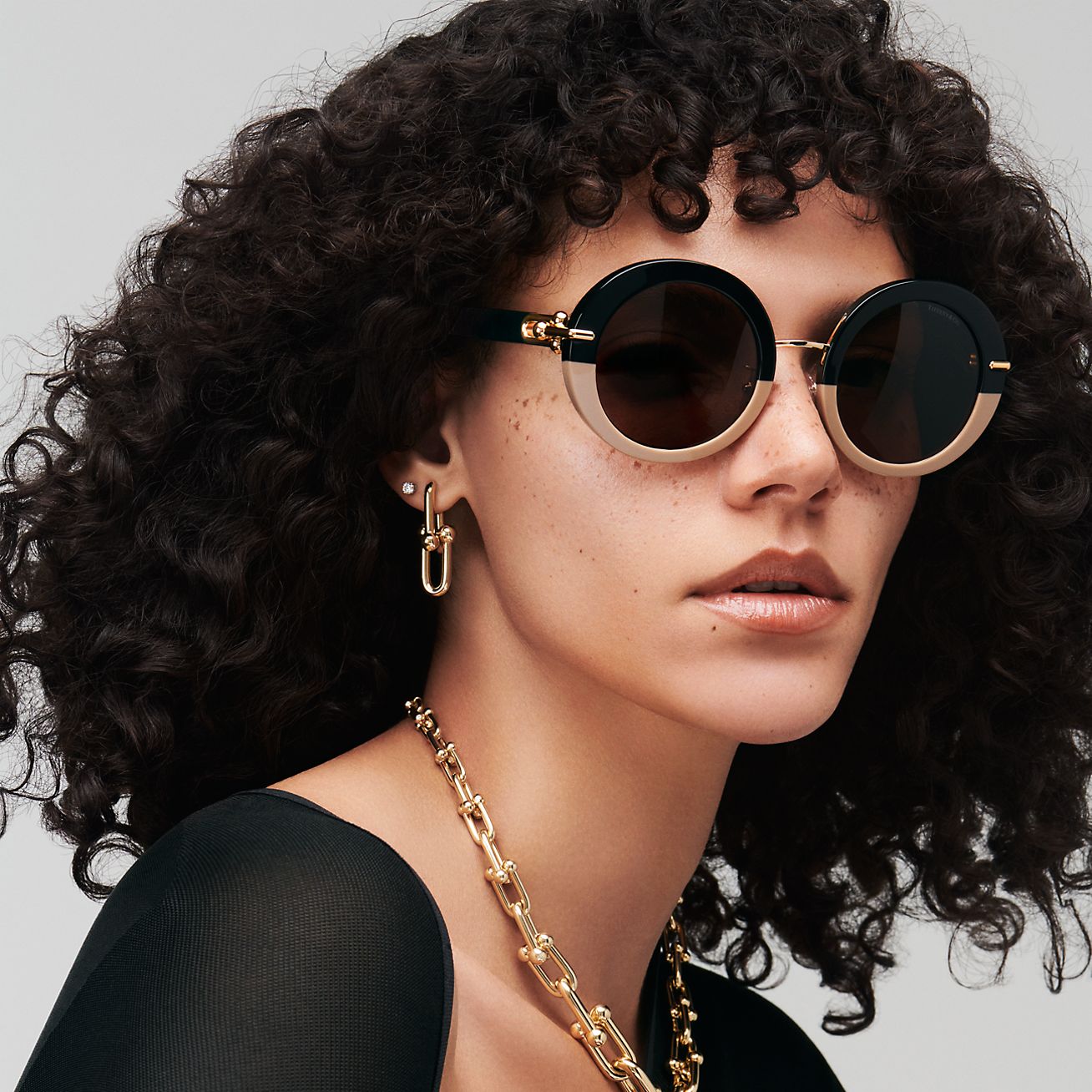 Tiffany & Co Launches New Eyewear Line Inspired By The Tiffany Infinity  Jewellery Collection | VisionPlus Magazine