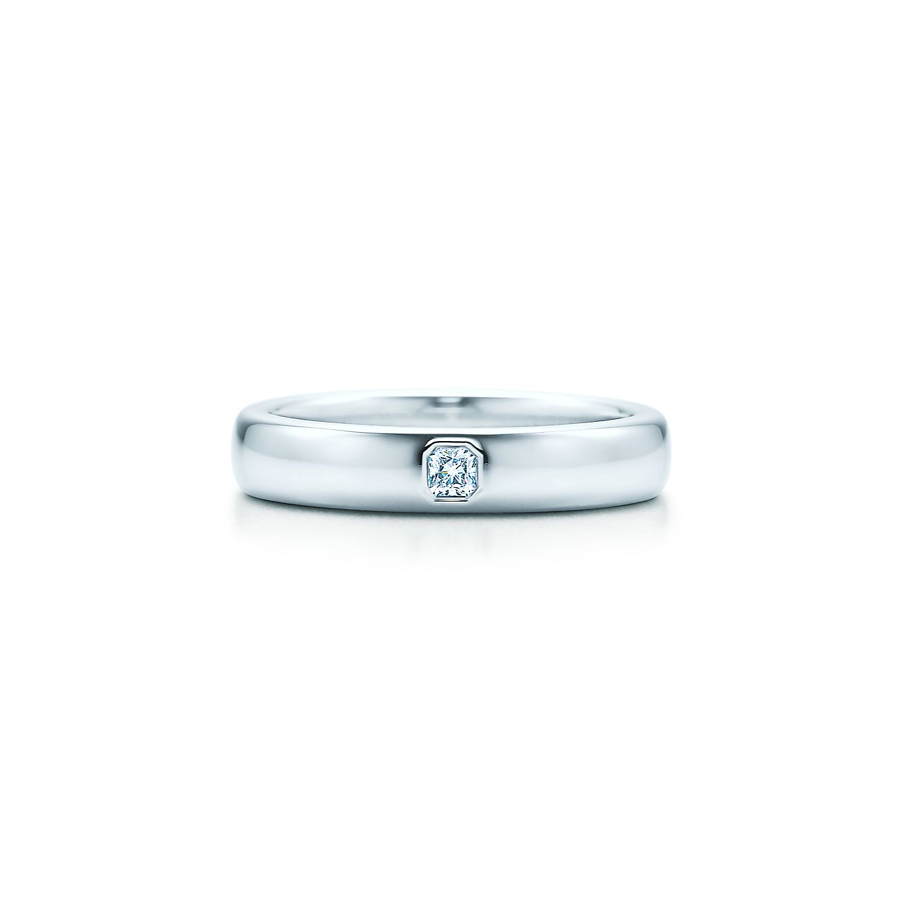Obruchalnoe Kolco Tiffany Classic Iz Platiny S Brilliantom Shirina 4 Mm Tiffany Co