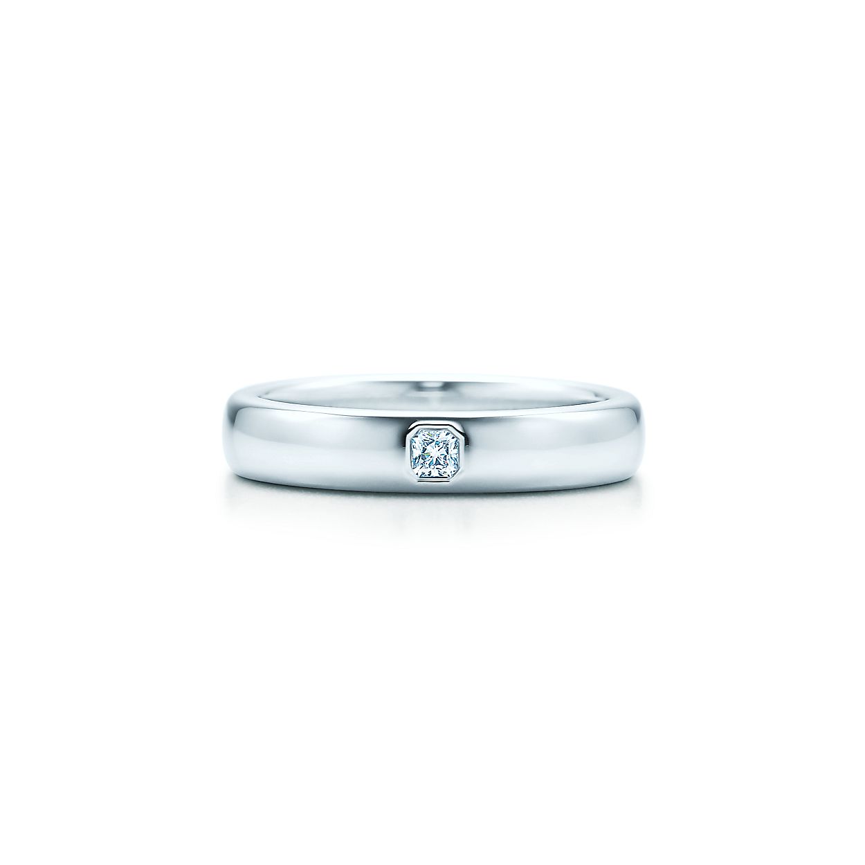 Tiffany Classic Ehering In Platin Mit Einem Diamanten 4 Mm Breit Tiffany Co