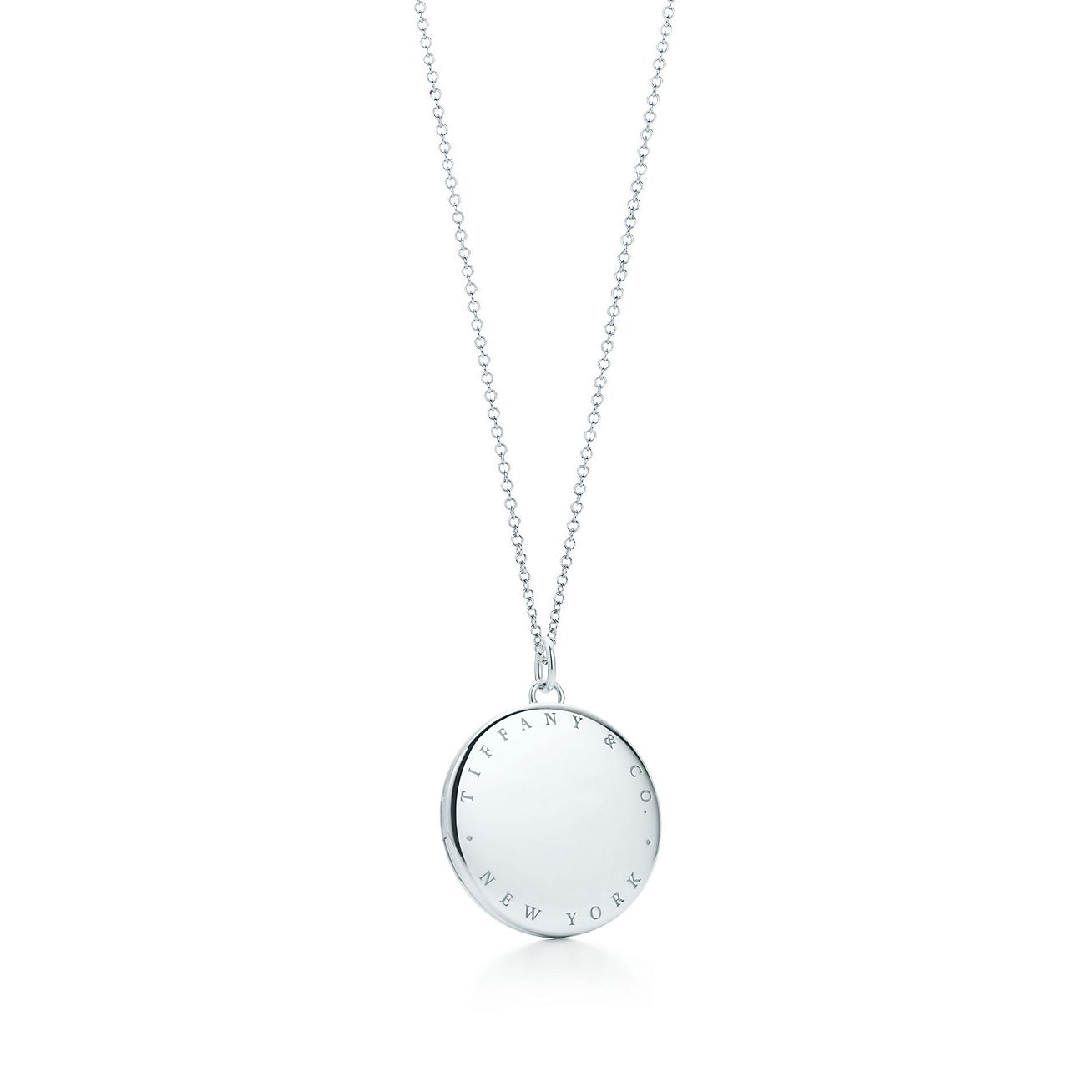 round locket pendant in sterling silver 