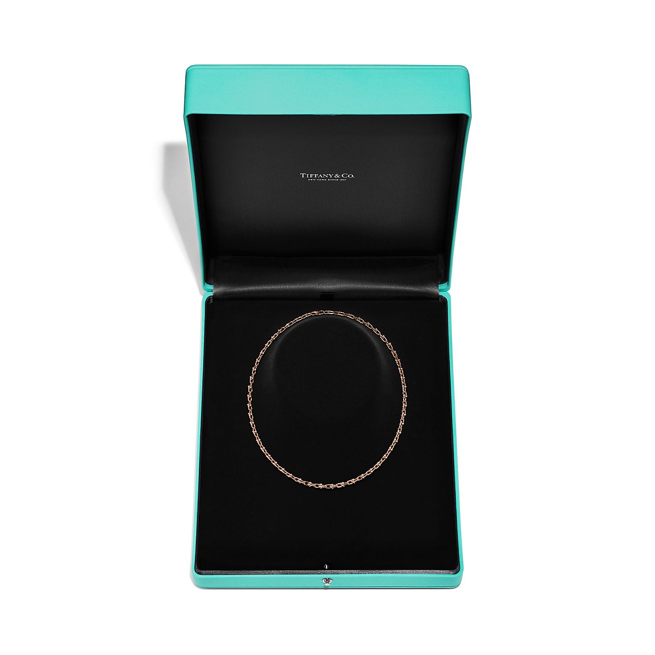 Tiffany HardWear Micro Link Necklace in Rose Gold - Alternate shot 1 - Alternate shot 2 - Alternate shot 3