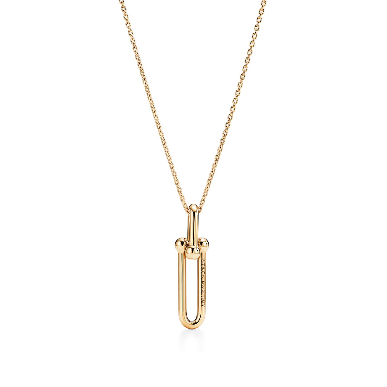 Tiffany HardWear Elongated Link Pendant in Yellow Gold | Tiffany & Co.