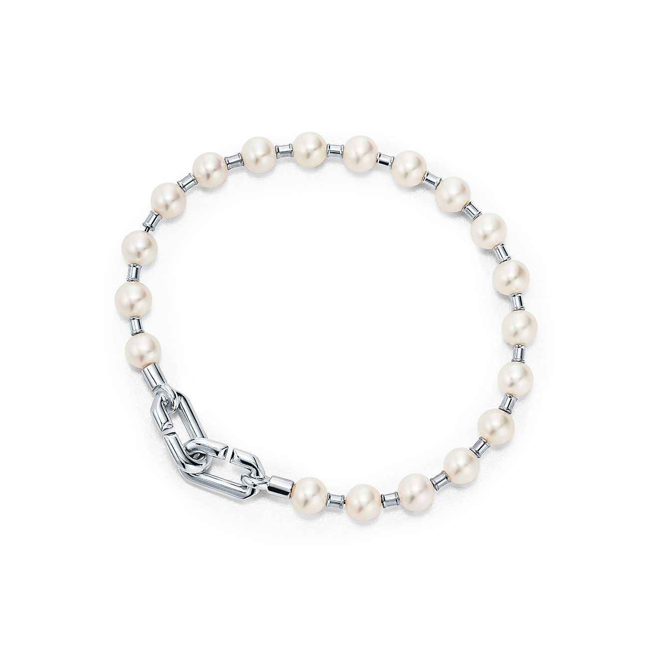 Tiffany HardWear Pearl Bracelet in Silver, 5-6 mm | Tiffany &