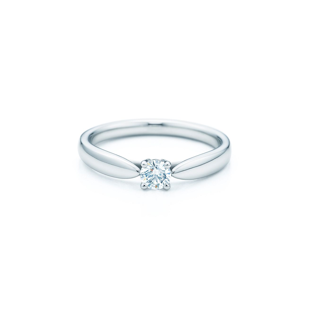 Tiffany Harmony™ ring in platinum with 
