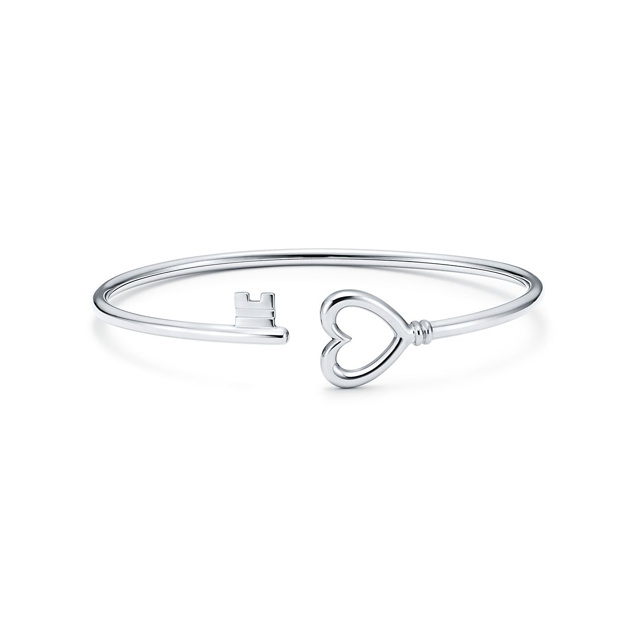 Tiffany Keys wire heart bracelet in 18k white gold, small. | Tiffany & Co.