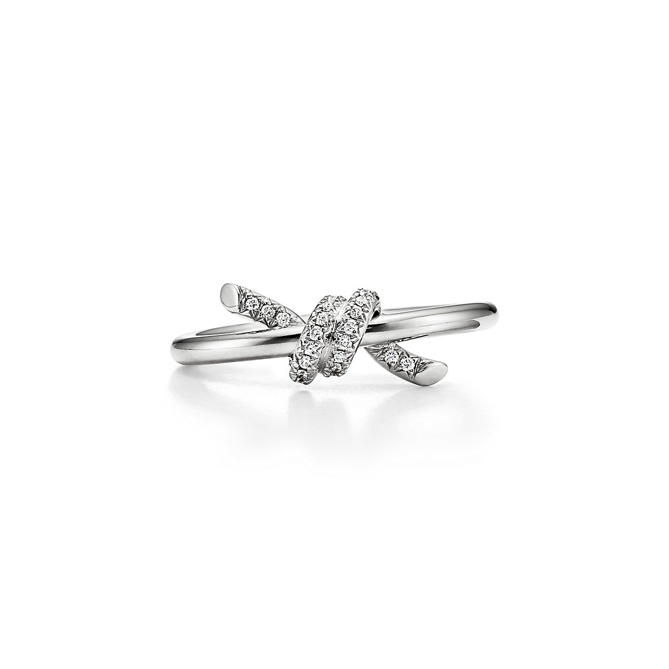 Tiffany Knot Ring in White Gold with Diamonds | Tiffany & Co.